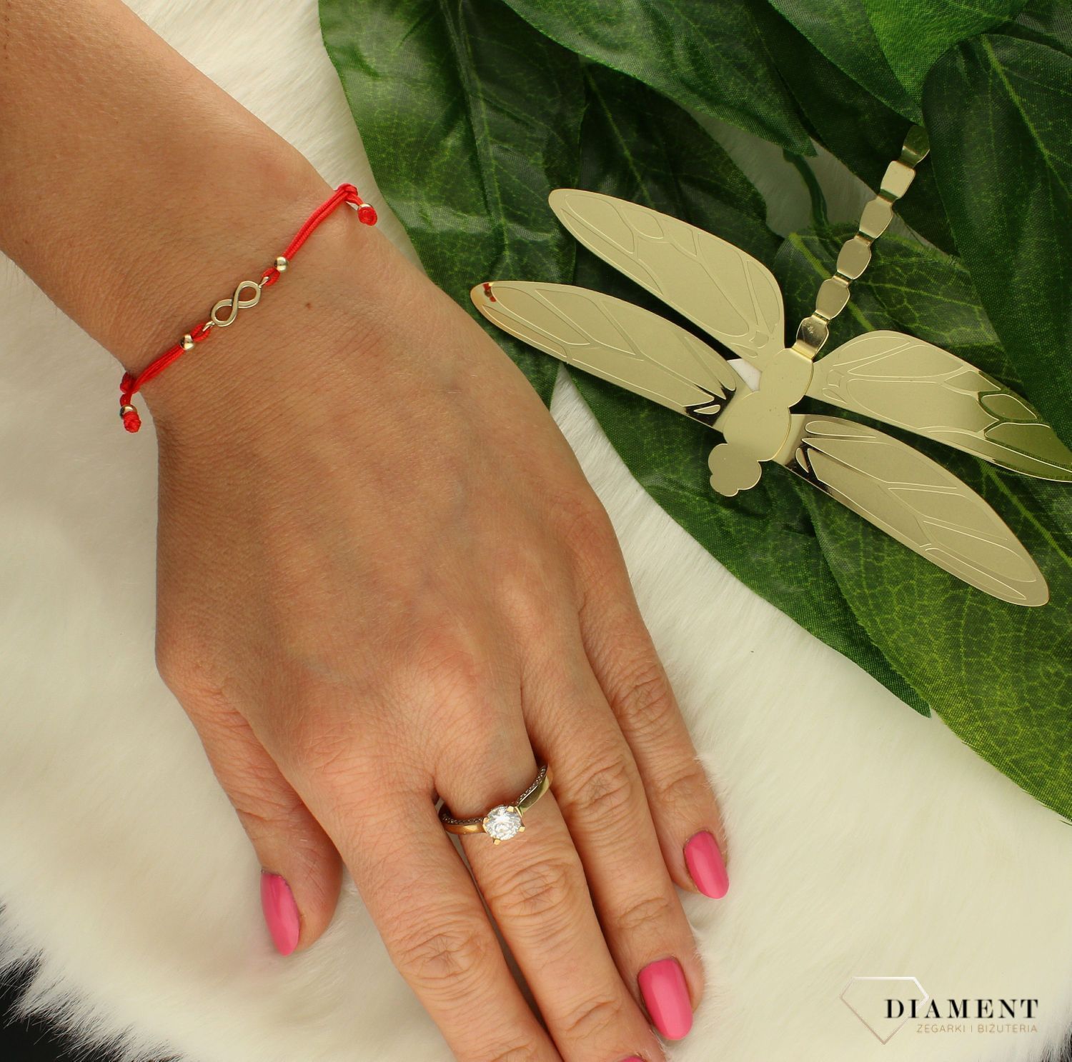 Bransoletka damska na sznureczku ze złotymi kuleczkami i znakiem nieskończoność BR 1886 585. Bransoletka złota sprawdzi się na co dzień i do stylizacji bardziej eleganckich i wyjściowych. Rozmiar bransoletki jest regulowany p (1).jpg